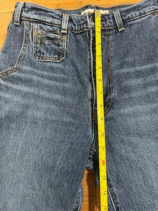 Levi's Ribcage Bell Flared Super High-Rise Jeans with Zipper Detail 70s Inspired - Picture 13 of 14